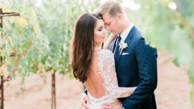 Backless lace wedding dress