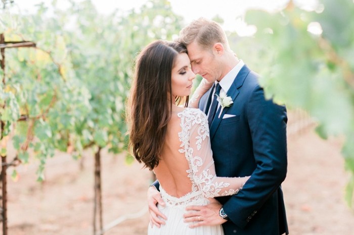 Backless lace wedding dress