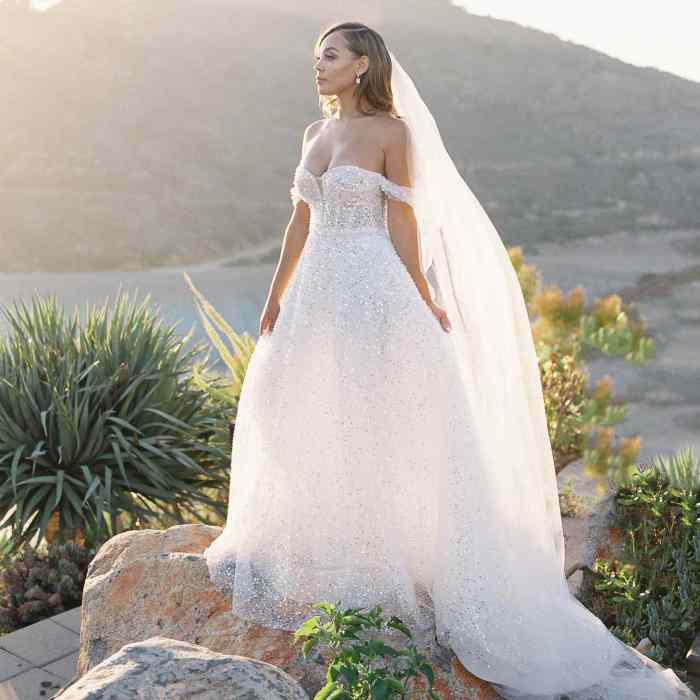 Wedding dresses with off the shoulder