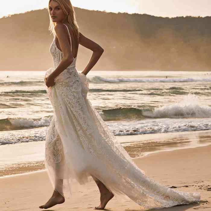 White wedding dresses for the beach